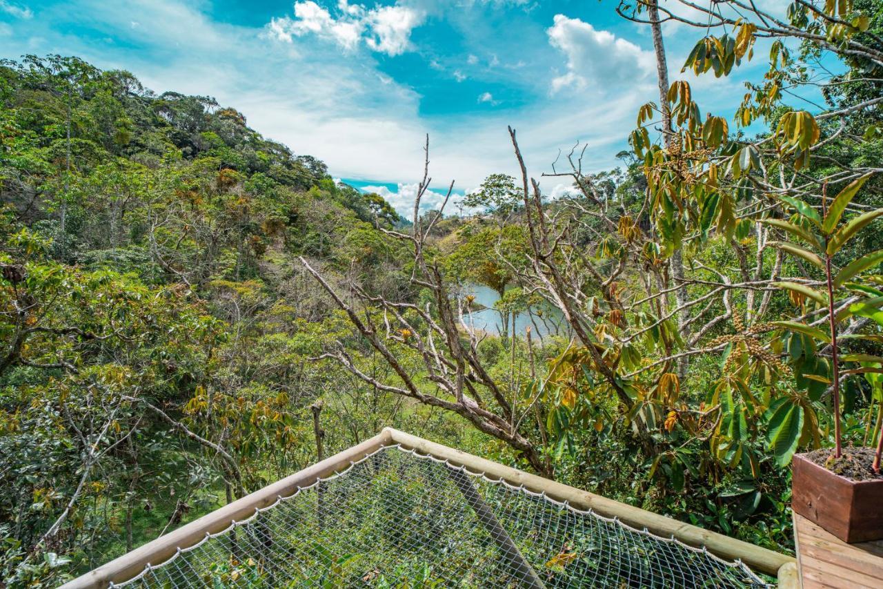 Bubblesky Glamping Guatape Hotell Exteriör bild