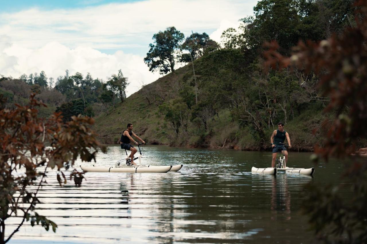 Bubblesky Glamping Guatape Hotell Exteriör bild
